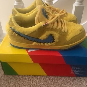 Nike sb dunk low Grateful Dead yellow